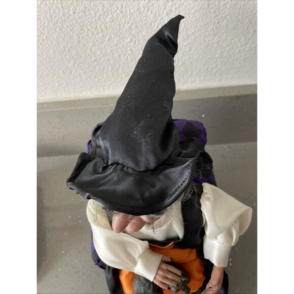 Gemmy Animated Halloween Talking Witch Petting Cat  Vintage READ NOT WORKING - Picture 4 of 12